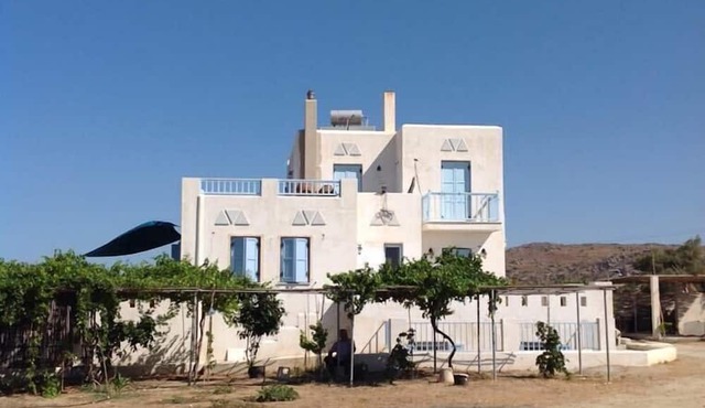 Kastraki Dream near the beach in Naxos
