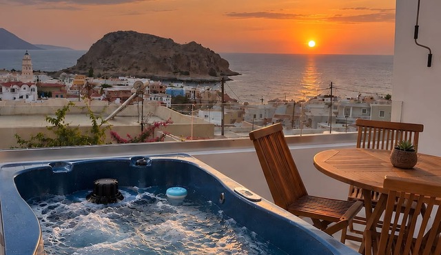 Majestic View Villa Studio with Sea View and Jacuzzi in Arkasa