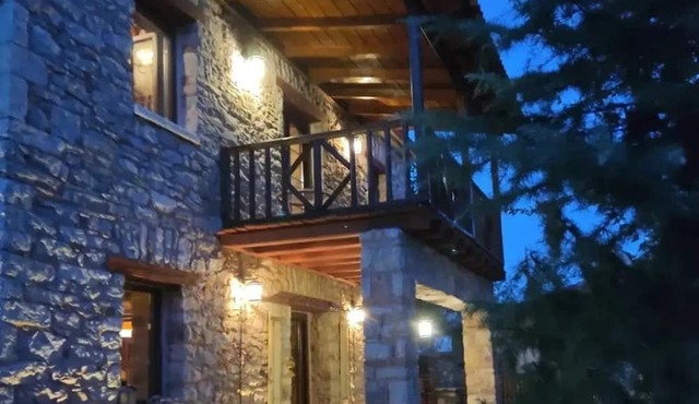 Kleitor stone Vila Peloponnese getaway in Kleitor