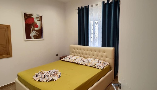 Comfortable apartment near the beach in Vlora - quiet area with balcony