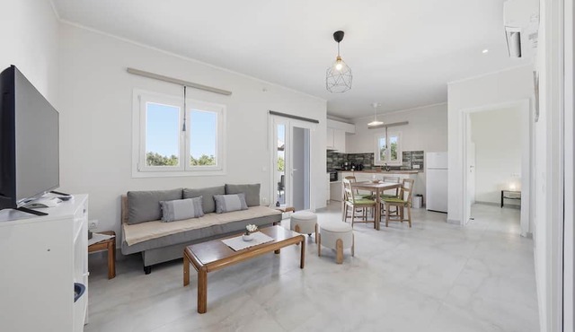 Elaia Pearl Apartment with Sea, Dune & Lake Views, Wi-Fi and Air Conditioning
