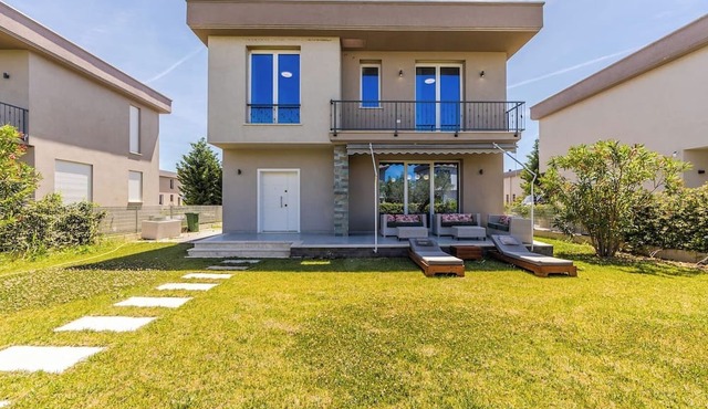 Sea Garden Retreat | Modern Coastal Villa by PikHost