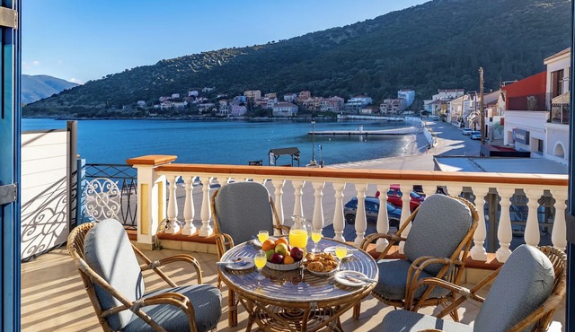 VERANDA MARE-Spacious Apartment Sea View Gem in Agia Efimia. 1' Walk to Beach!