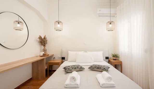 LIV - Charming 3BD in Athens Vibrant Downtown