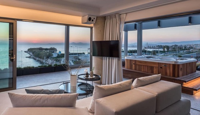 Solen C1 Excelsior Suite in Athens