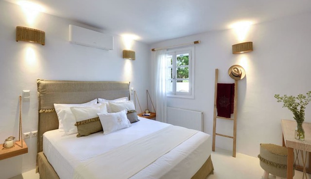 Amalgam Homes Paros