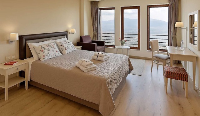 Elegant Junior Suite at Arktos Hotel | Relax in Style in Lingiades