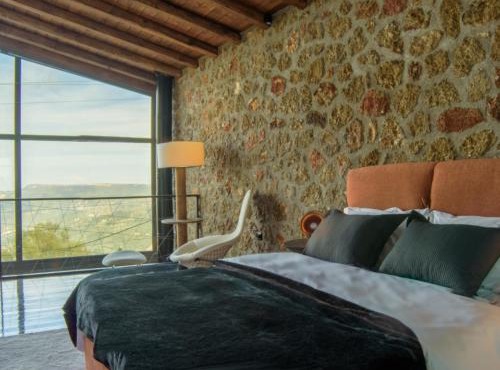 Heartbeat Mountain Escapes in Kato Trikala Korinthias
