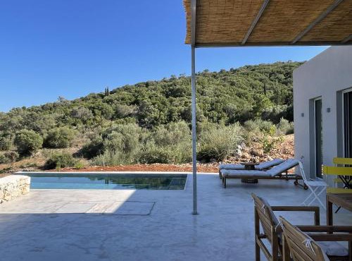 Petritou Villa with Panoramic Sea View and Private Infinity Pool