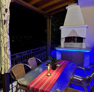 Pappous Guest House