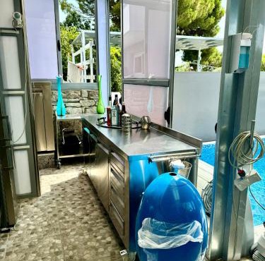 "MYTHOS VILLA Palio" pool available only for "Junior Suite"