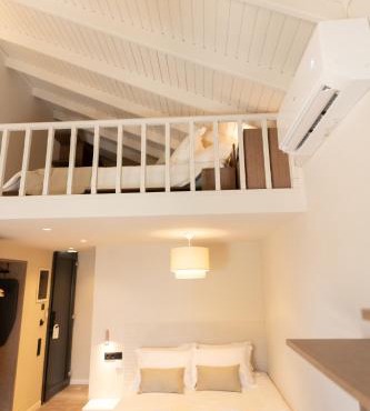Ichos Boutique Apartments