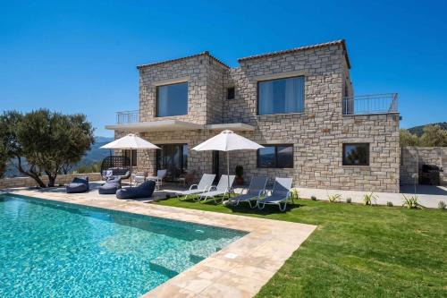 Villa Vision - Brand New, Private Pool & Seaviews in Yerakianá