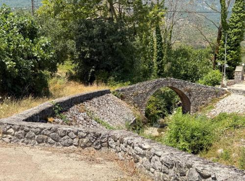 PIALEIA Kalliston traditional house near Trikala-Meteora-Pertouli in Piáleia