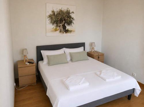 Pavlos Loft - Garden Views & Terrace in Leontari in Leondárion