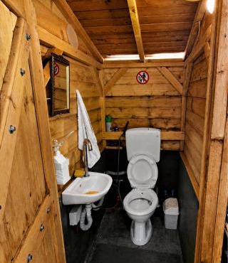 Wellness Villa Api Klea - sleeping with Bees in Gjakove