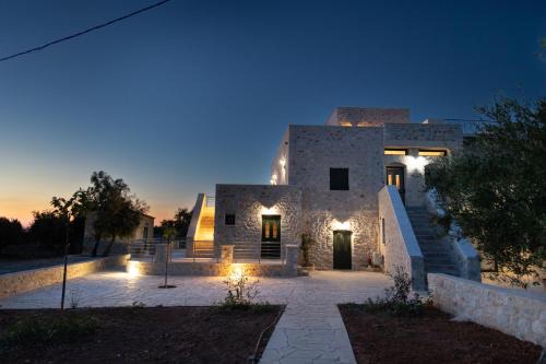 Mani Tsopakas Residences Trisakia apt in Omales