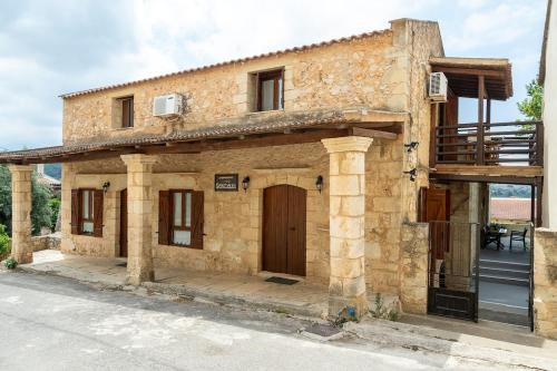 Apanemidi Traditional House with Pool
