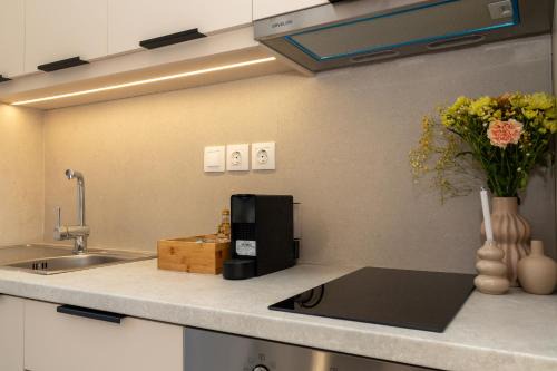 Elyris Apartments