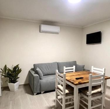 Floor Villa 2