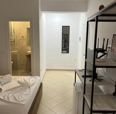 VILLA HYSA Studio's & Apartments