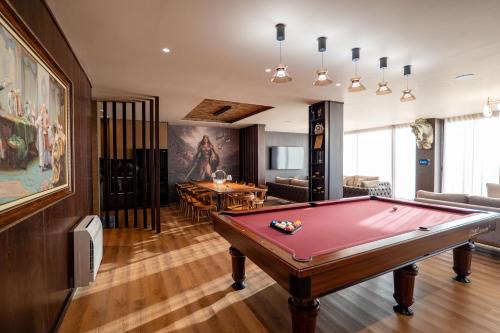 HH Point Luxury Villas