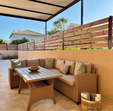 Ionian Waves Villa - Marathopoli Stylish Escape in Marathopoli