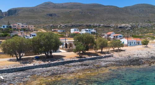 The Rock Seaside House - Etheras Properties