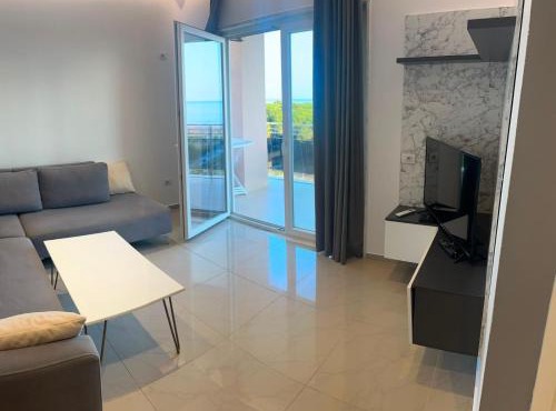 N10 Family Apartments in Velipojë