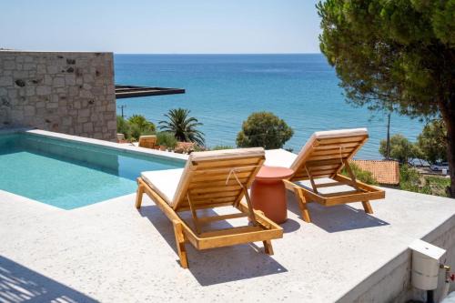Nostos Seaside Luxury Apartments in Agios Ioannis Kaspaka