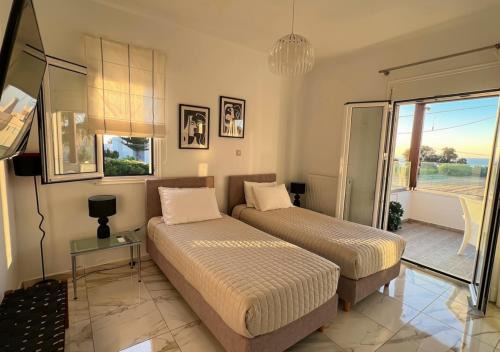 Villa Elena Beach