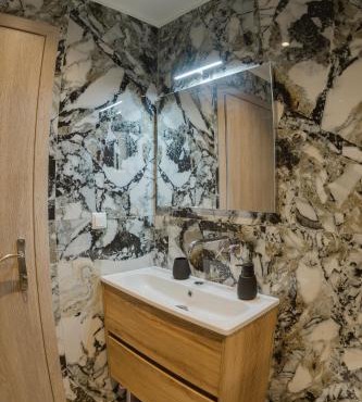 Sweet Suites in Nea Peramos