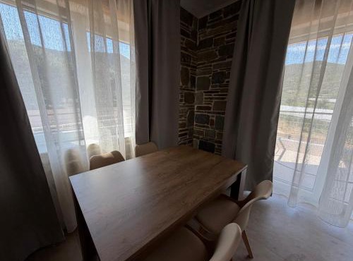 ANEMÉLIA stone suites - Sea & Mountain View in Elaiokhórion