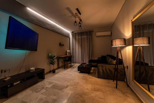 Grey Line Apartment - 15' from Athens center in Athens