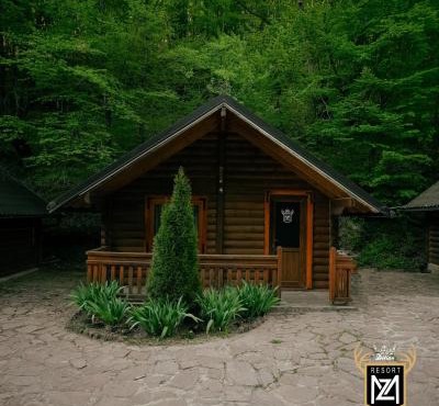 Resort Maja e Zezë