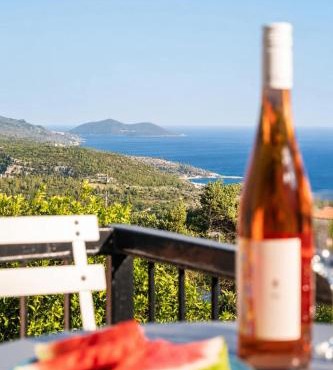 The Yellow Donkey Koumeika Traditional Stay Samos