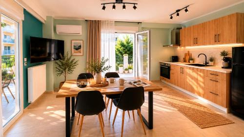 Odyssey Mare Steps from the Sea in Perea