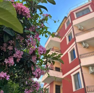 Villa ReyAn Durrës in Durrës