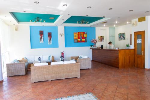 Sunrise Beach Hotel