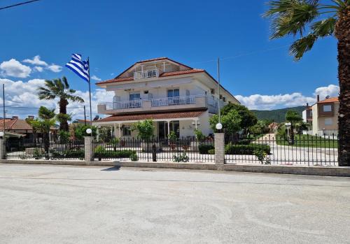 Villa Dimitris Apartments & Bungalows in Nea Vrasna