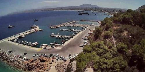 Stunning Seafront, 1 Bdr apt, 5 min walk to beach, Heraklion Crete