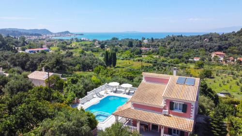 Villa Amalia By Elayan Villas Corfu in Karousádes