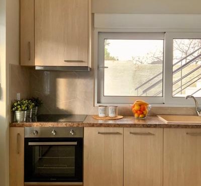 Pearl Villa and Apartment near Beach and Athens Airport