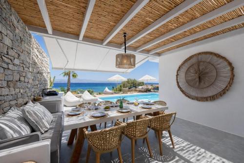 Black Pearl Villa - Sea Front