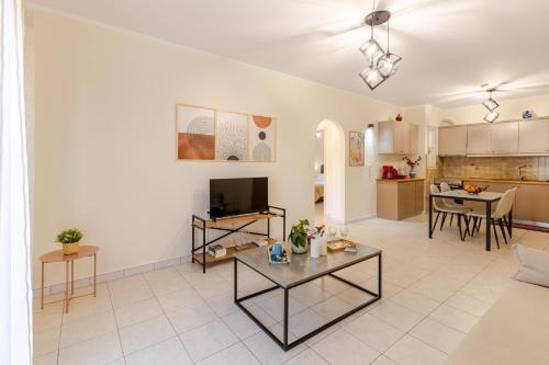 Stacy's comfort home in Monemvasia