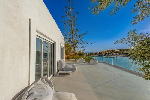 Sunset Villa in Posidhonía