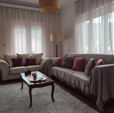 Mountain View Apartment