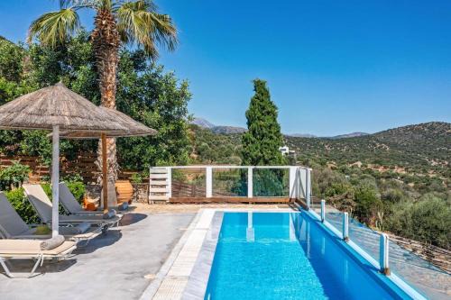 Villa Desire by Villa Plus in Skhísma
