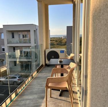 Talea Luxe Apartment in Tale