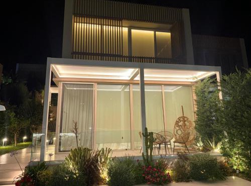 Sea Drive Luxury Vila Green Coast in Palasë